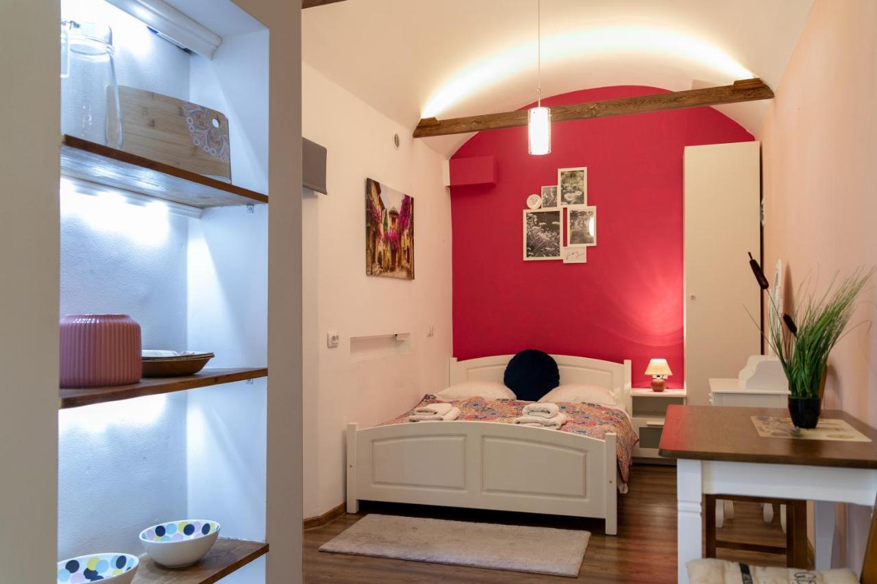 Studio Wielopole 10 Краків Екстер'єр фото